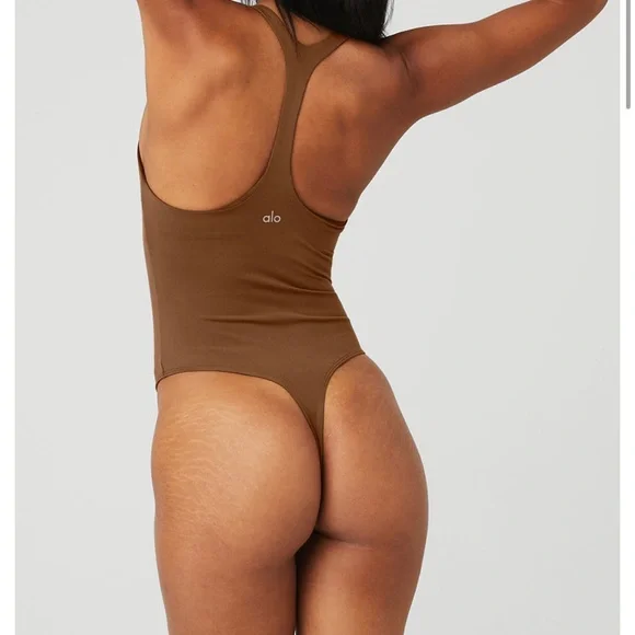 ALO Yoga Sleek Back Bodysuit In Cinnamon - Picture 2 of 7